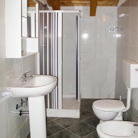 Apartment Roncato 122s Gera Lario
